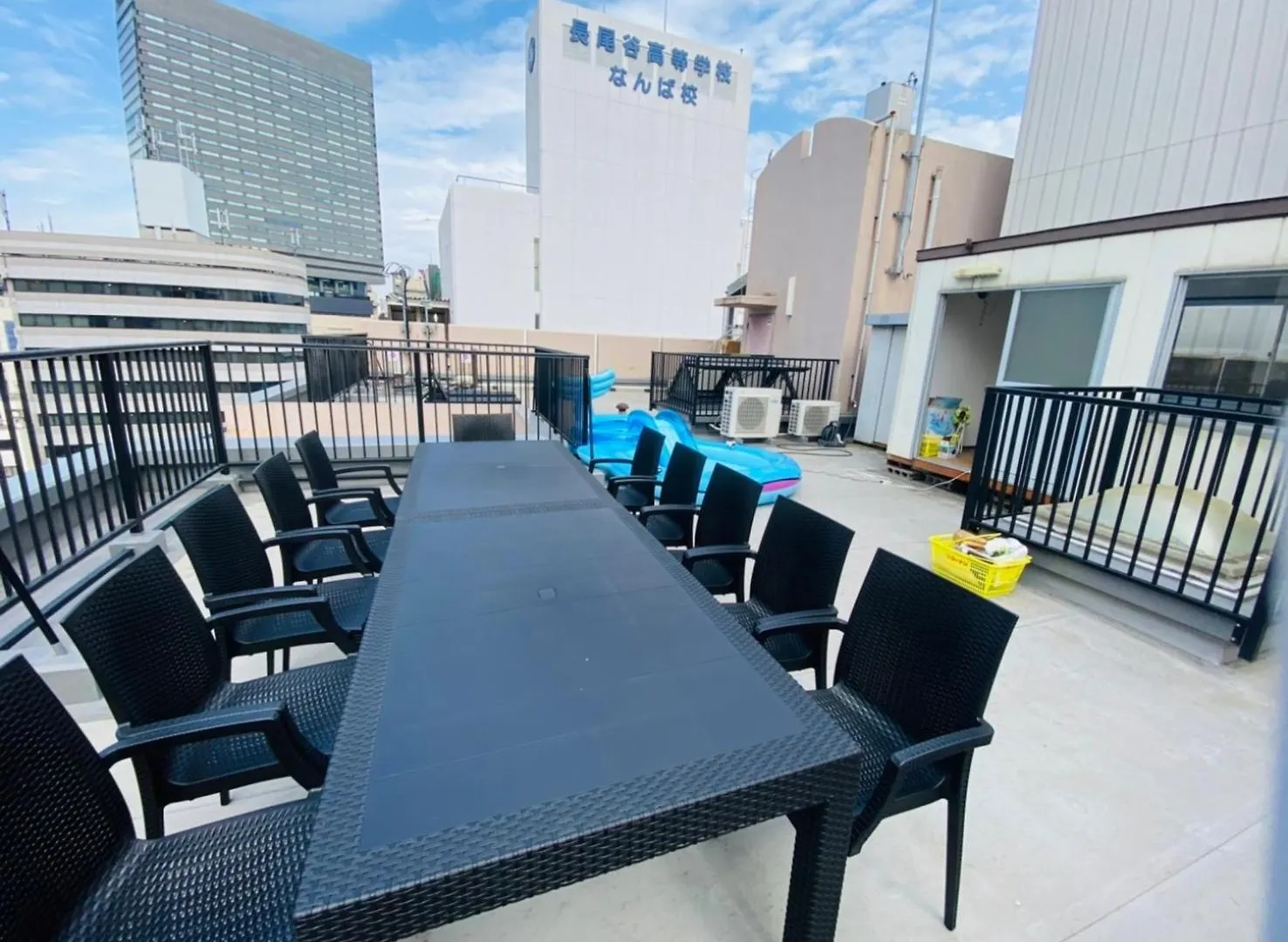 Groundcourt Namba: Central Osaka Apartment for Large Groups 0*,