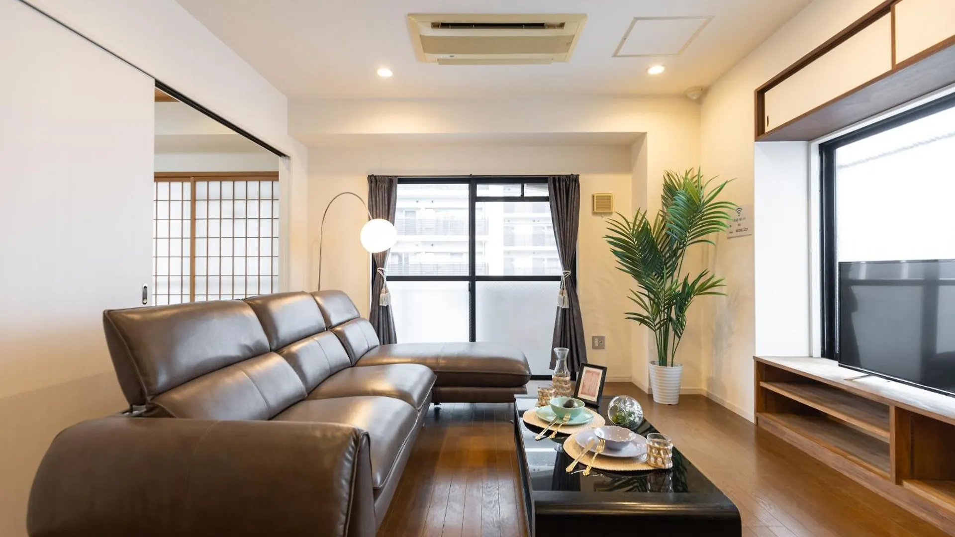 Appartement なんば各駅徒歩圏内 団体予約可能 Groundcourt難波 心斎橋 道頓堀 黒門市場 Osaka