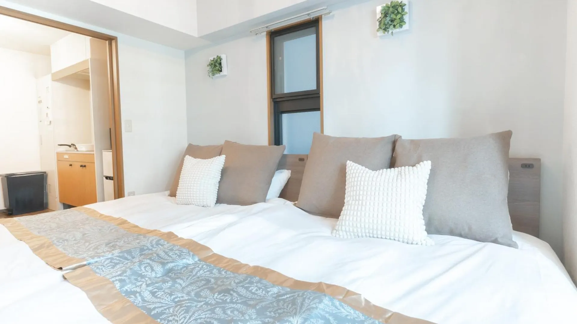 Appartement なんば各駅徒歩圏内 団体予約可能 Groundcourt難波 心斎橋 道頓堀 黒門市場 Osaka